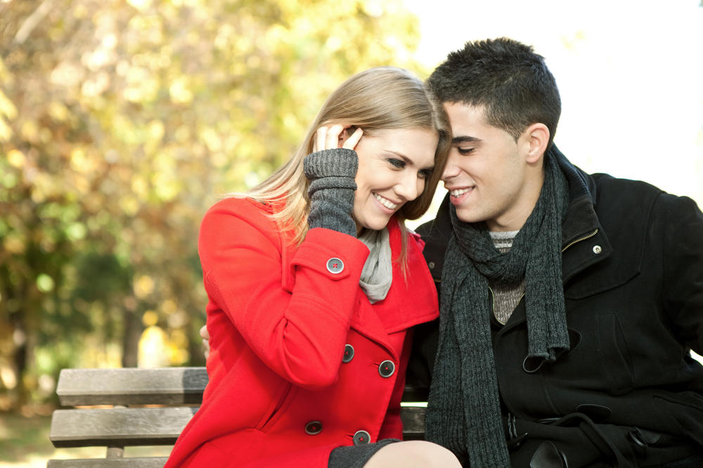 POLJUBAC TAČNO U PONOĆ JE BITAN: Evo zašto nije svejedno koga ćete poljubiti u prvim sekundama Nove godine!