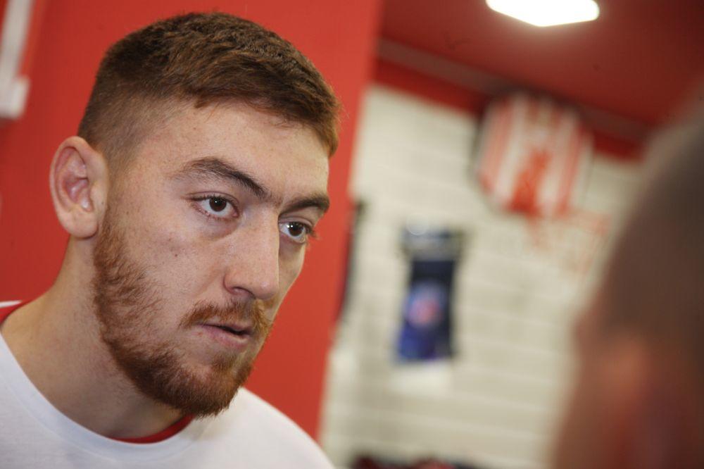 PAVKOV I DALJE U BOLNICI: Veliki problemi za napadača Zvezde, čeka se odluka lekara!