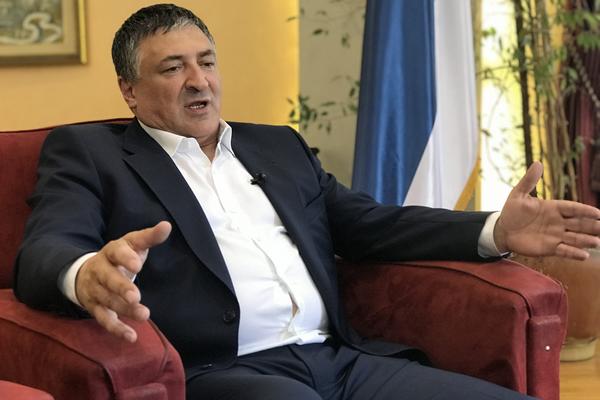 TONČEV OSUO RAFAL PO SAVEZU: Udario je svom silom!