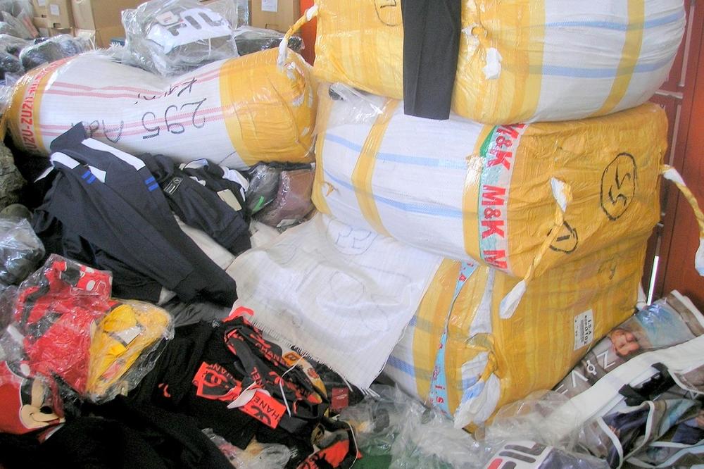 SRPSKI CARINICI ZAUSTAVILI TOVAR IZ TURSKE: Kad su ga otvorili, IMALI SU ŠTA I DA VIDE!