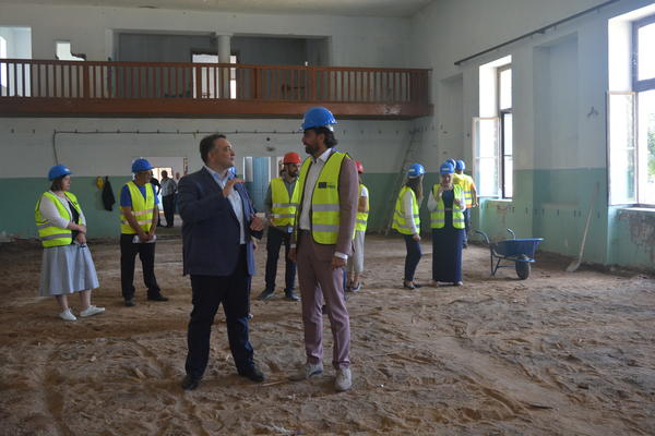 U TOKU RADOVI NA DVA VELIKA PROJEKTA U SVILAJNCU: Rekonstruiše se Dom kulture u Kušiljevu