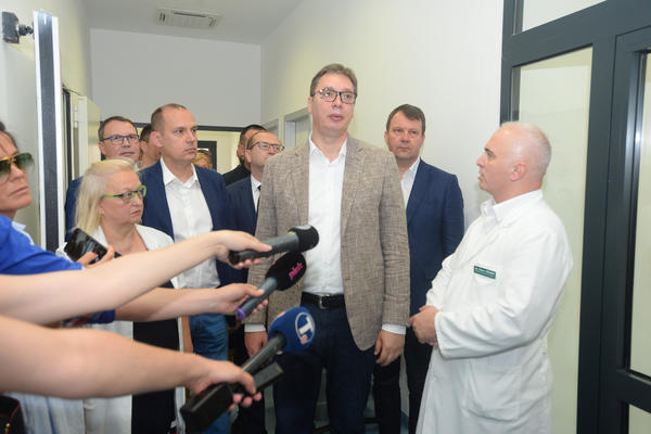 OGLASIO SE VUČIĆ I SASUO U LICE SVE ALBANCIMA KOJI SU FLAŠOM GAĐALI SRBE! Njegove reči odzvanjaju Kosovom