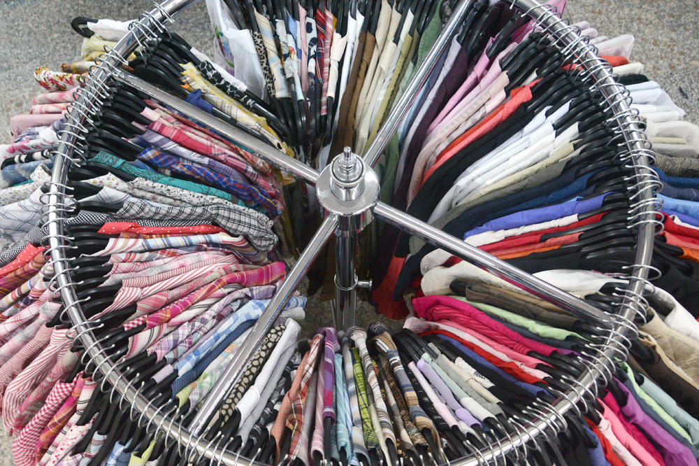 DOBRO RAZMISLITE PRE NEGO ŠTO NEŠTO PROBATE U BUTIKU: Stručnjaci zabrinuti zbog pojave ŠUGE