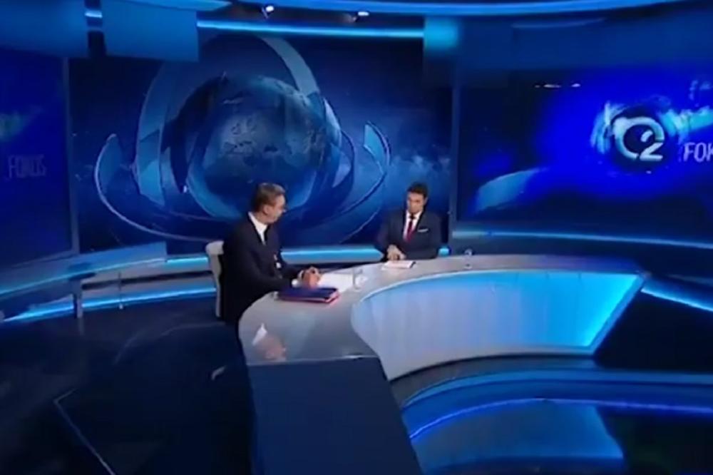 MUK U EMISIJI UŽIVO! Voditelj se NAŠALIO s VUČIĆEM, a onda je DOBIO ODGOVOR od kog su svi zaćutali u STUDIJU