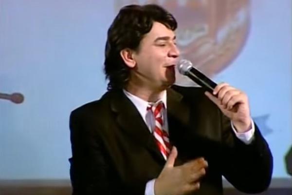 GROB POKOJNOG NINA JE DA TI SE SRCE STEGNE: Godinama ga NIKO nije posetio, a evo KO mu je podigao SPOMENIK! (FOTO)