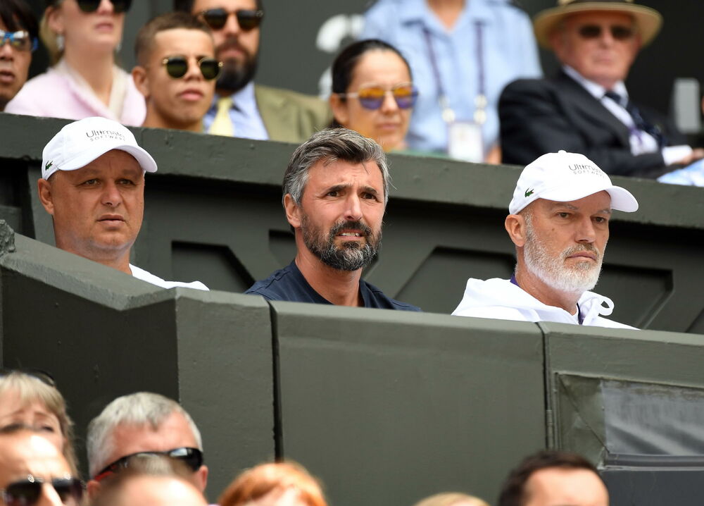 Goran Ivanišević  (u sredini)