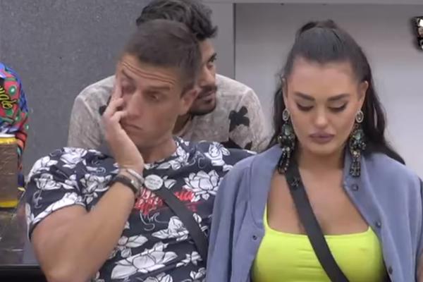 MATORA KONAČNO RASKRINKALA ANU KORAĆ: Tomićeva otkrila starletinu VELIKU TAJNU, Davidu nije bilo dobro kad je ČUO!