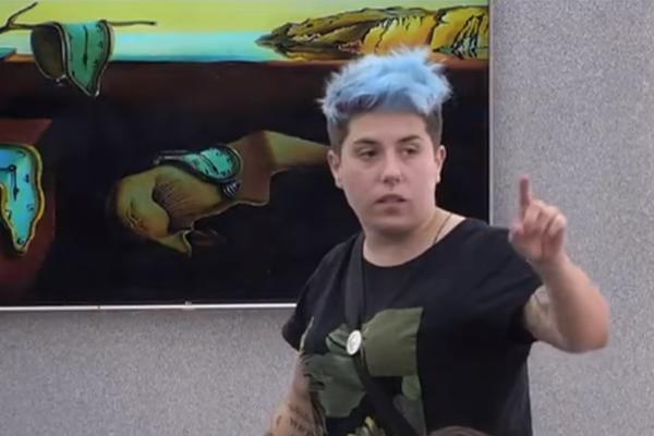 BUKTI RAT KLANOVA! KIJA BESNA NA MATORU ZBOG LUNE: Sanja otkrila TAJNU SUKOBA, a Jovana priznaje kojoj OSTAJE VERNA