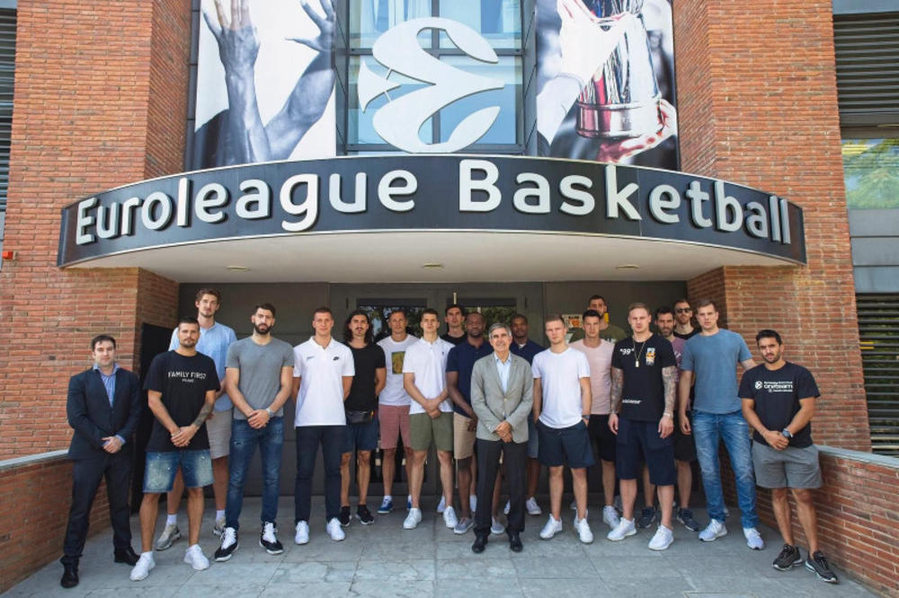 Košarkaši na sastanku u Barseloni  