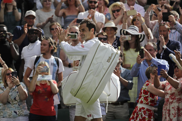 FEDERER IZGUBIO PRVI SET, PA POLUDEO: Nadal je bio nemilosrdan - ovo su rezultati drugog dana Vimbldona!