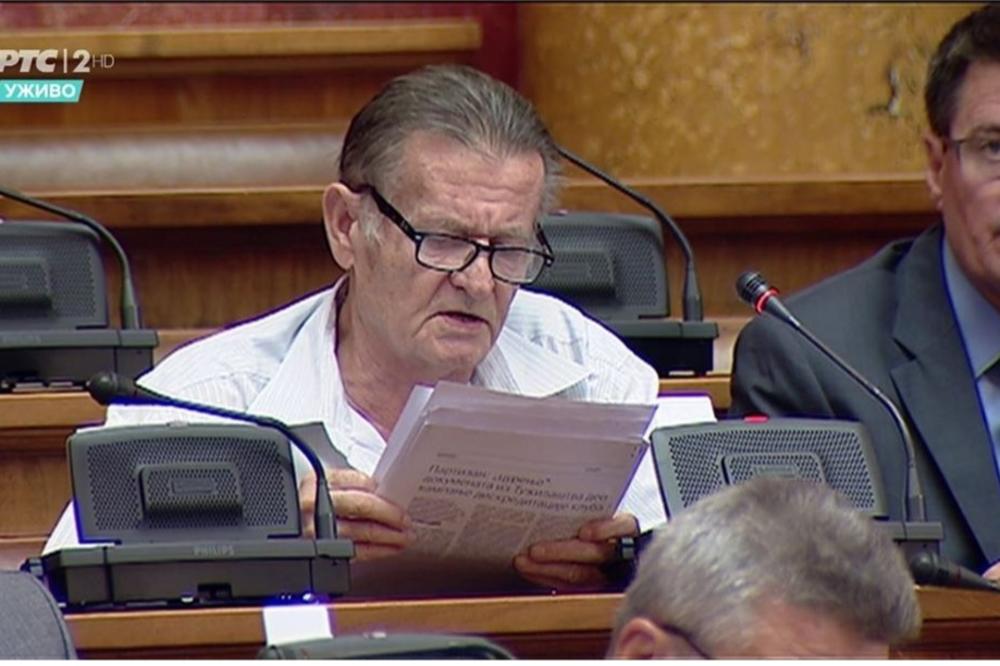 TITOV UNUK KONAČNO PROGOVORIO U SKUPŠTINI SRBIJE! Čitao je novine u SALI i PROZVAO srpskog ministra na odgovornost