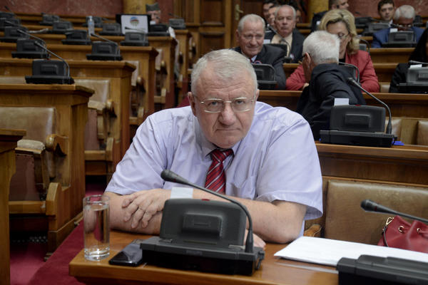 ŠEŠELJ OTKRIO PLAN ZA KOSOVO I ISCRTAO NOVE GRANICE! Neće vam biti dobro kada vidite šta će Albanci sve dobiti