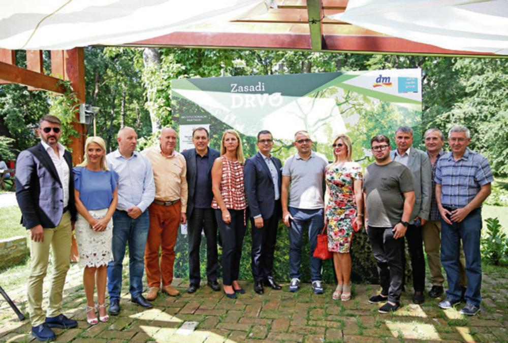 Odgovorno... AMG i Dm sa institucionalnim partnerima 