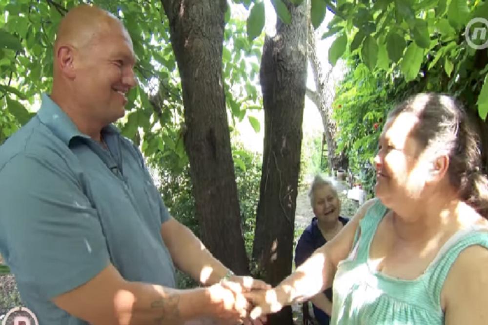 STIPO JE SESTRU TRAŽIO 30 GODINA! Našao ju je u BEOGRADSKOM AUTOBUSU, od ovoga SUZE SAME TEKU (VIDEO)