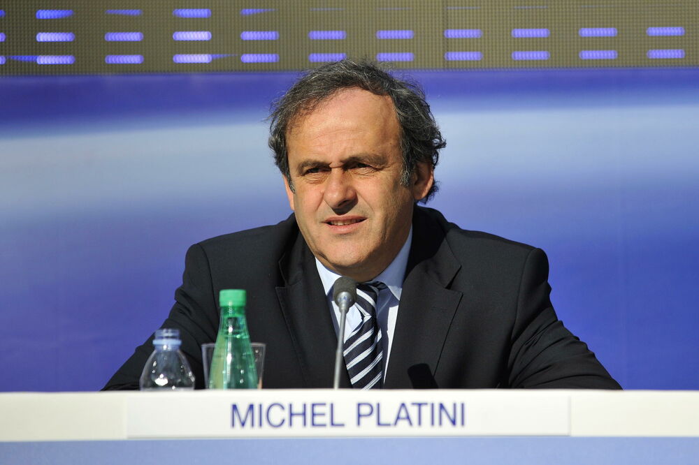Mišel Platini je saslušan zbog Blaterove 'nelojalne isplate'  