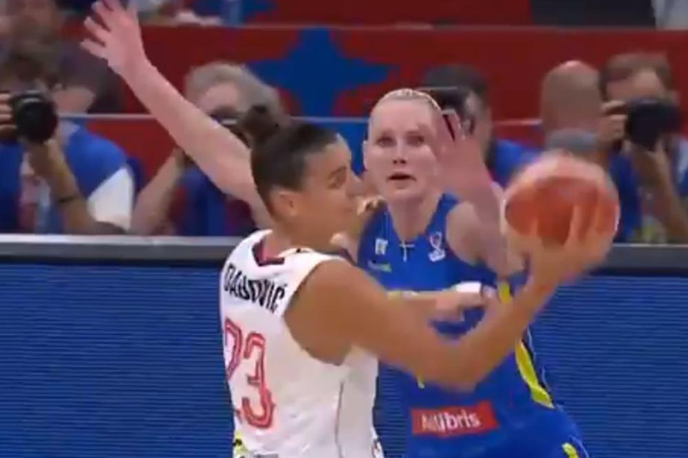 TEO, VIŠE NISI U MODI, ANA NAS DO FINALA VODI: Čarobna asistencija Dabovićeke u koju se zaljubila Arena!