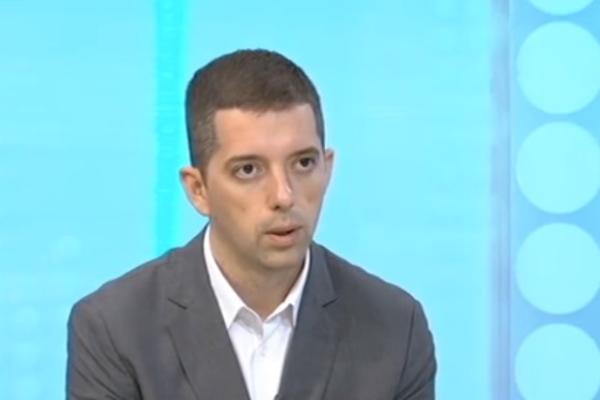 ĐURIĆ OTKRIO ŠTA SE DEŠAVA U PRIŠTINI: U toku je VEOMA OPASAN PROCES, ovo do juče NISMO VIDELI!