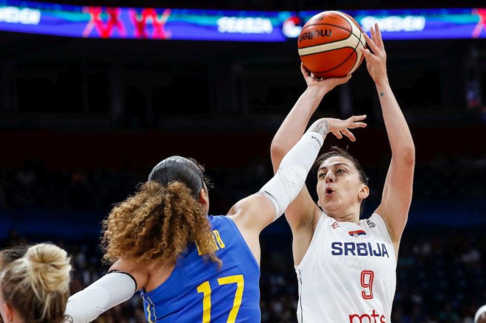 OD ZAGREVANJA DO POSLEDNJEG SUDIJSKOG ZVIŽDUKA - SRCE NA TEREN: Kucnuo je čas da se pobedi najzad Španija!