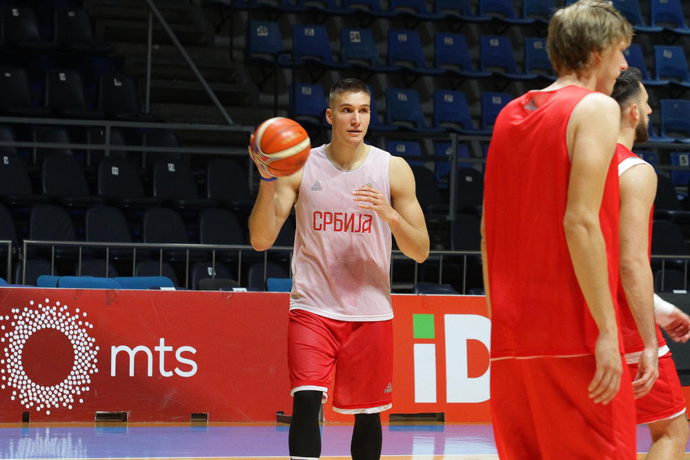 BOGDAN BOGDANOVIĆ SMIRUJE UZAVRELE STRASTI: Nije to utakmica protiv SAD već Svetsko prvenstvo!