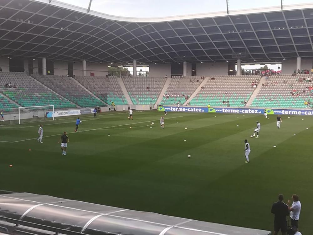 Espreso na stadionu Stožice u Ljubljani  
