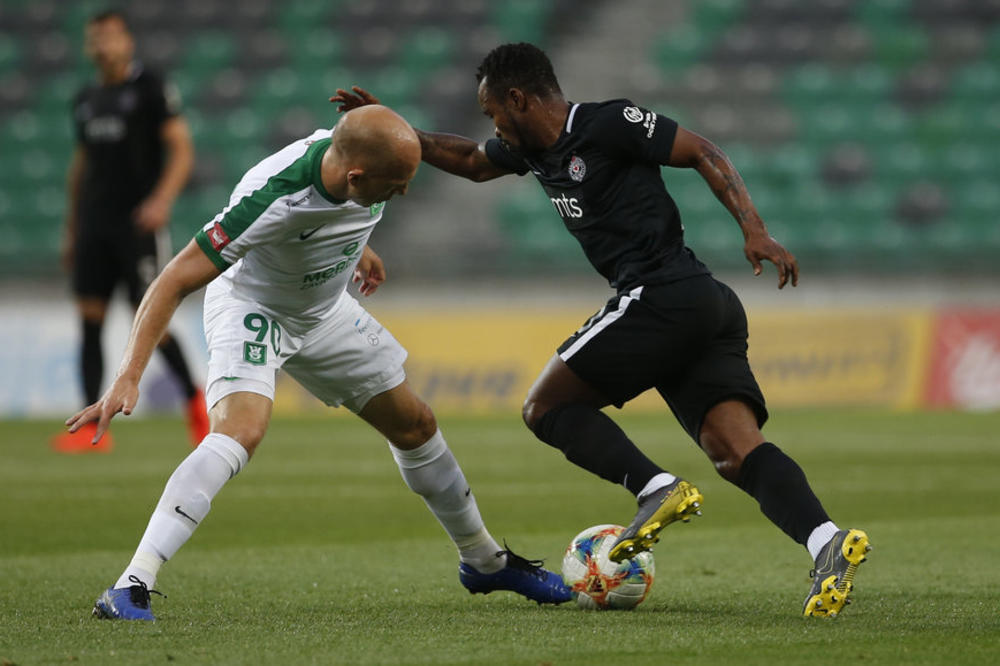 SUMA I OŽEGOVIĆ PROMAŠIVALI, ALBANAC PRIHVATIO POKLON: Partizan poražen od Olimpije u drugoj slovenačkoj proveri!