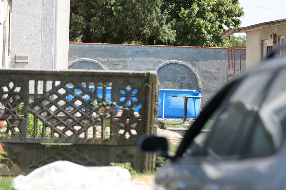 OVO JE KUĆA U KOJOJ SE UDAVILA DEVOJČICA (4): Lekari su probali sve, ali joj NIJE BILO SPASA! (VIDEO)