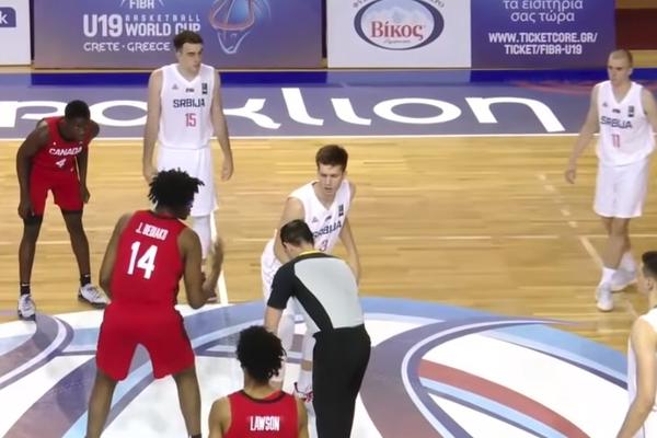 VAŽNIJA IM JE LIČNA STATISTIKA OD TIMSKE IGRE I USPEHA: Selektor raspalio po Orlićima posle kraha na Mundobasketu!