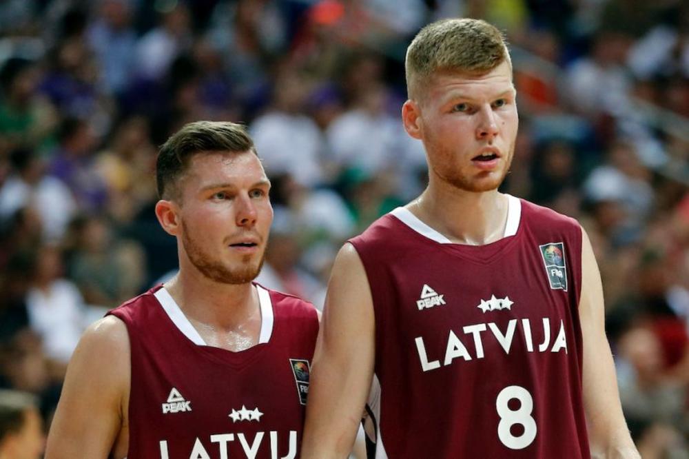 SUNOVRAT VELIKE KARIJERE: Bertans posle godina uspeha završio u Italiji!