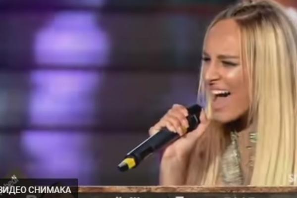 OTKRIVAMO REČI PRVE LUNINE PESME! ĐOGANIJEVA POSVETILA TEKST SLOBI: Opet ti, SULUDA GREŠKO!