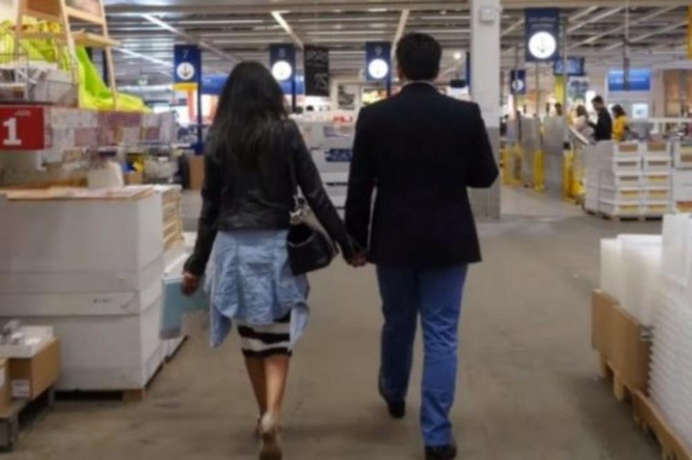 POVEO JE DEVOJKU U TRŽNI CENTAR! Kada saznala RAZLOG,   rasplakala se KAO KIŠA! (VIDEO)