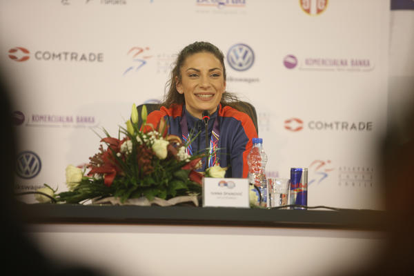 IVANA ŠPANOVIĆ IMA NOVOG DEČKA: Zaljubila se u Vuletu - i to do ušiju! Objavila fotku sa zajedničkog putovanja!