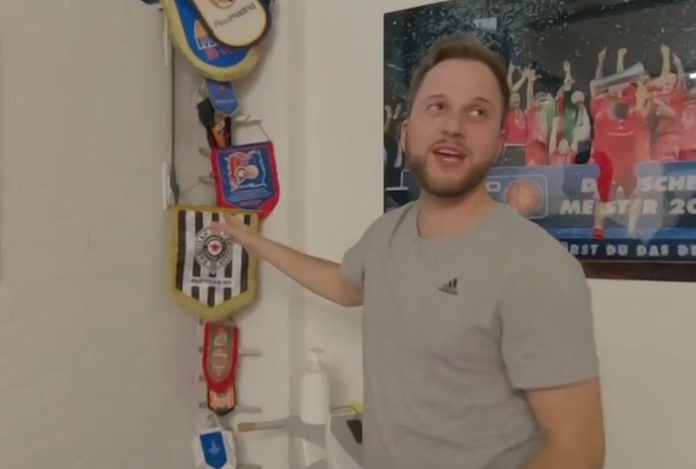 Trenutak kada ekonom pokazuje zastavicu Partizana