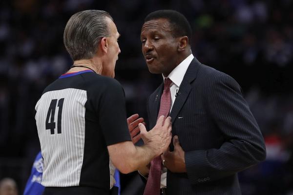 NBA VIŠE NEĆE BITI ISTA: Treneri dobili pravo na čelendž kojim mogu da promene odluku sudija!