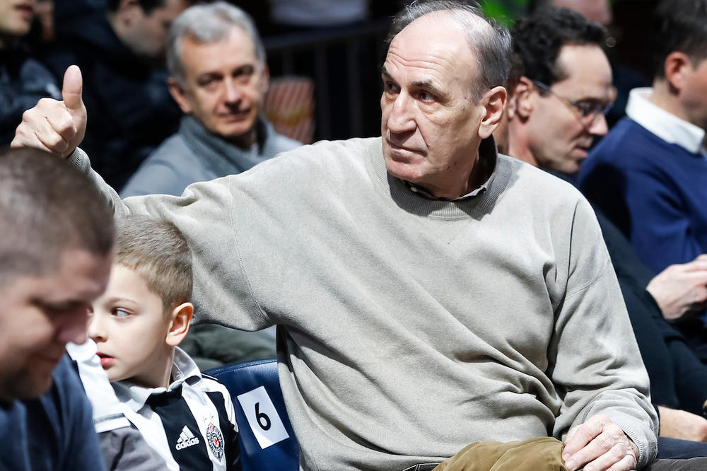 PADNE MI MUKA KAD VIDIM SRPSKU LIGU! Legendarni Praja upozorava da to što nam igra Jokić ne znači osvajanje zlata!