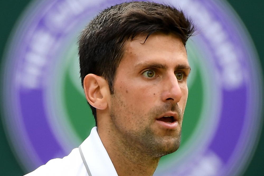 ĐOKOVIĆ DRŽI ČUDNU SLIKU U KUĆI: Niko ne zna o čemu se radi i zašto je baš izabrao da to okači na zid!