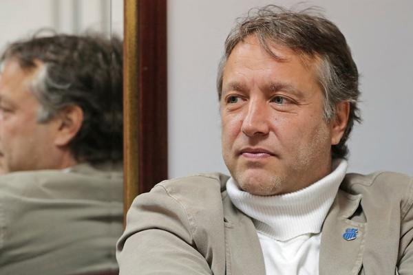 TEŽAK ZADATAK GA ČEKA: Brat srpskog glumca je novi trener Dinama!