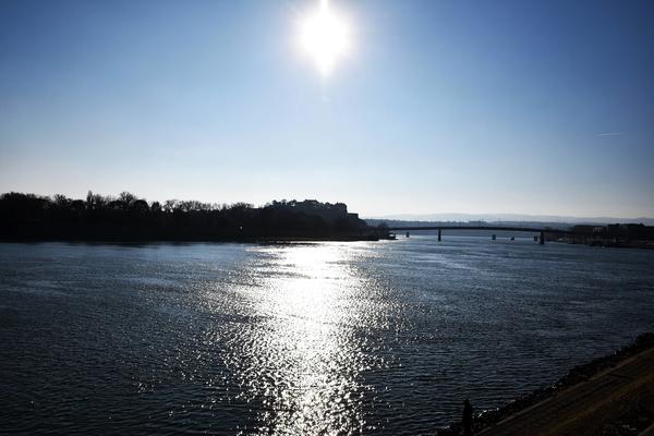 POJAVILA SE NOVA BOLEST, MOŽE BITI SMRTONOSNA: Izdato hitno upozorenje građanima! Ima veze sa Suncem