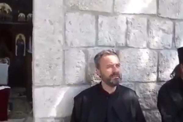 OVAKO SE HRANE MONASI SA SVETE GORE: Jedna stvar je uvek NA STOLU, dok drugu UOPŠTE NE JEDU