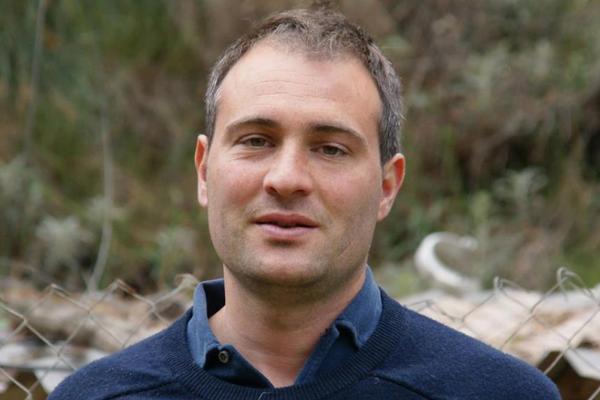 SAV NOVAC MU JE SADA BEZVREDAN! Milioner koji je izgubio ĆERKU u nesreći objavio je PRIZOR koji slama srca (FOTO)