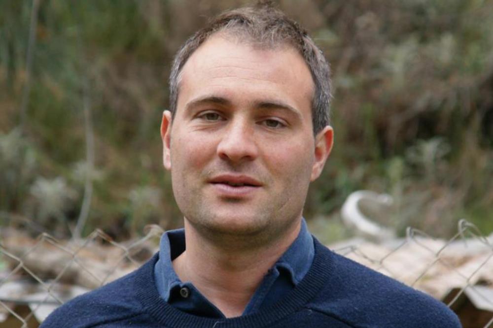 SAV NOVAC MU JE SADA BEZVREDAN! Milioner koji je izgubio ĆERKU u nesreći objavio je PRIZOR koji slama srca (FOTO)