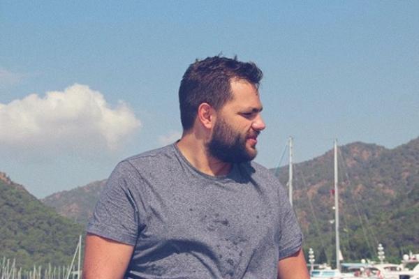 SADA JE BUCKO SA BRADOM, A NEKADA JE BIO KAO MANEKEN: Ovako je Cobi izgledao pre samo nekoliko GODINA!