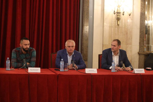 SRBIJA JE ZEMLJA KOŠARKE I BASKETA: Domović Bulut, Majstorović i drugovi konačno u Beogradu!