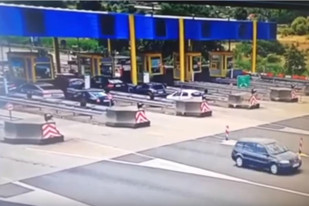 OVO MOŽE SAMO UMNO POREMEĆEN: BMW se PUNOM BRZINOM zakucao u kola, PORODICA I DETE U KOMI (VIDEO)