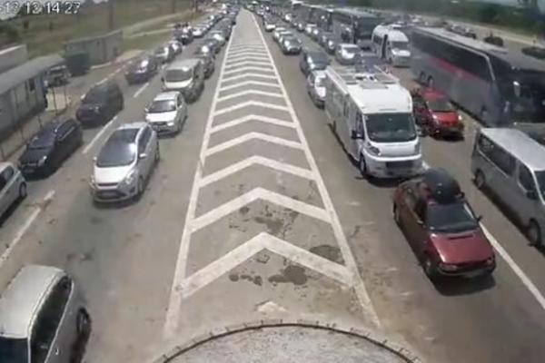 UDES NA GRANICI: Ovo morate znati ako putujete u Grčku!