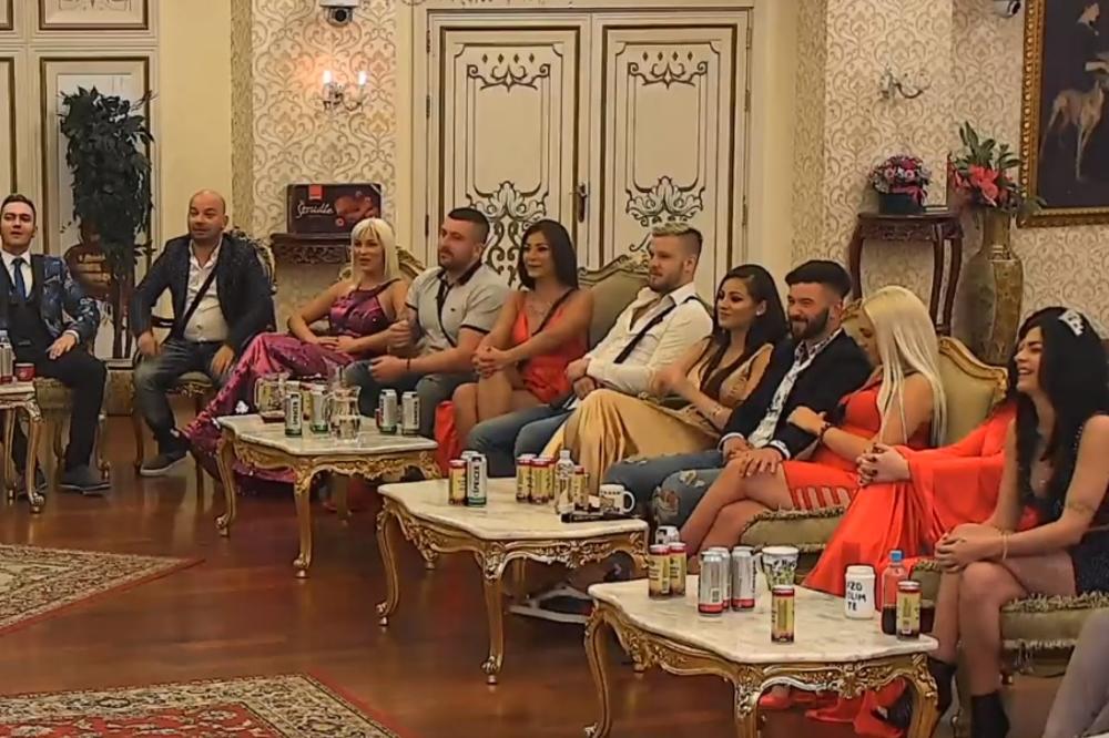 VODITELJKA PAROVA MRTVA PIJANA NA FINALU: Napravila HAOS u vili, a u OVAKVOM izdanju se pojavila!