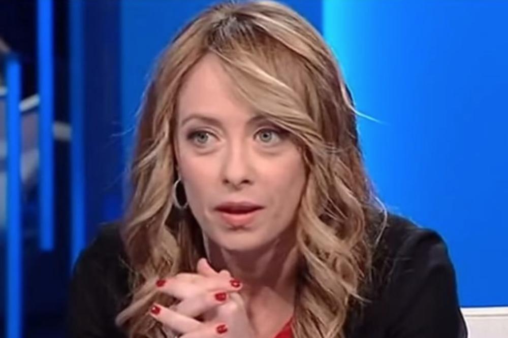 Meloni glasala neposredno pred zatvaranje birališta u Italiji