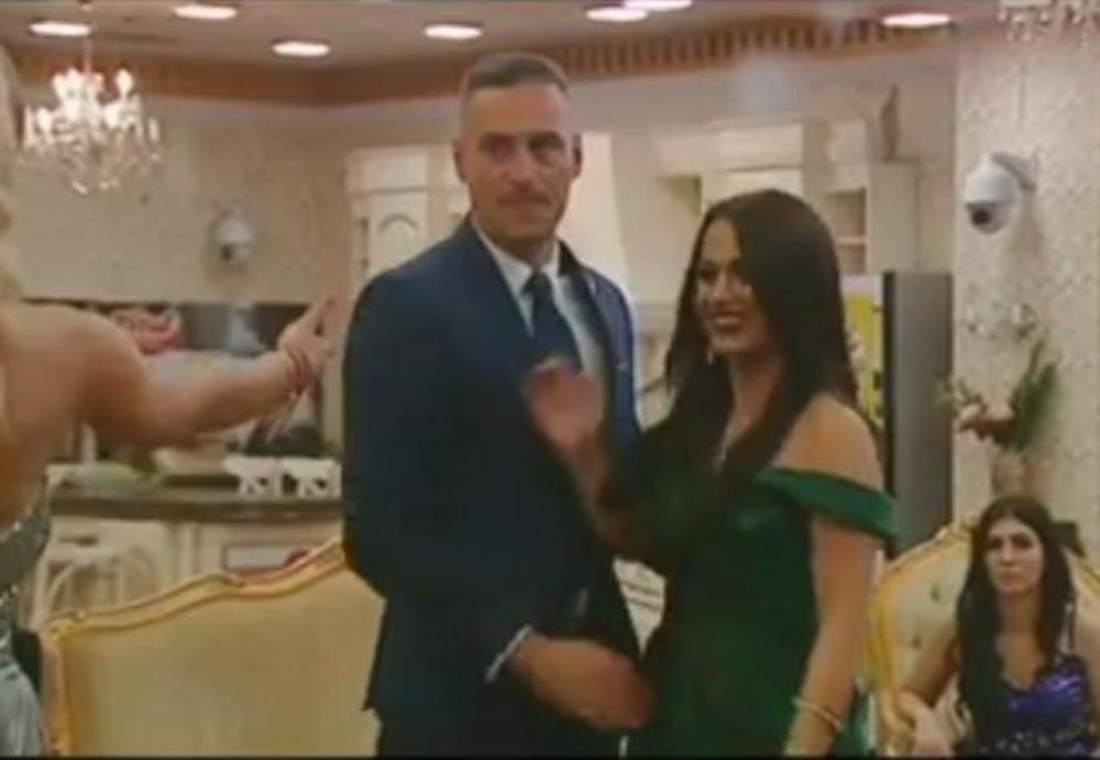 RAZVODI SE ALEKSANDAR POŽGAJ! Prijavio ženu za nasilje, a sad otkrio DATUM kada se sve ZAVRŠAVA