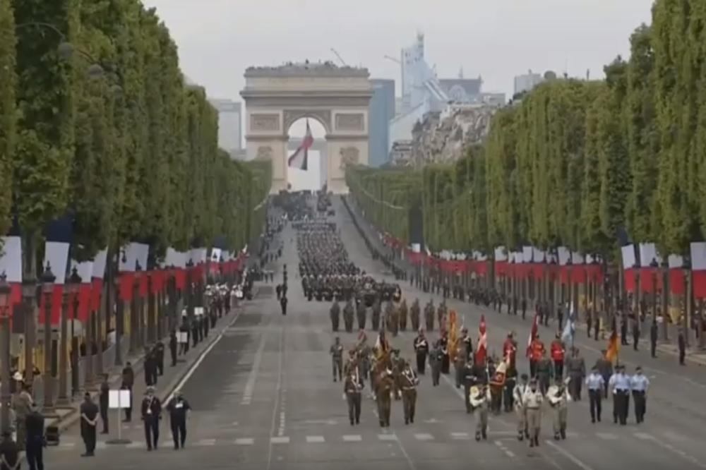 HOROR U FRANCUSKOJ: Izbeglica nožem ubio imigracionog službenika! (FOTO)