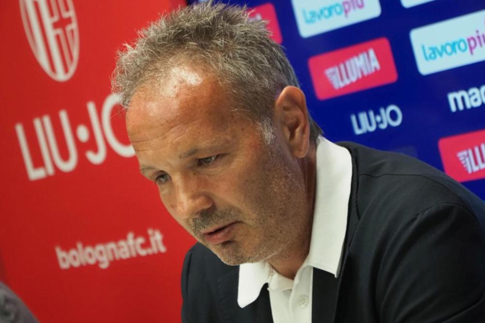 ŠTA JE AKUTNA LEUKEMIJA OD KOJE BOLUJE SINIŠA MIHAJLOVIĆ: Koji su simptomi, dijagnoze i kako se leči?