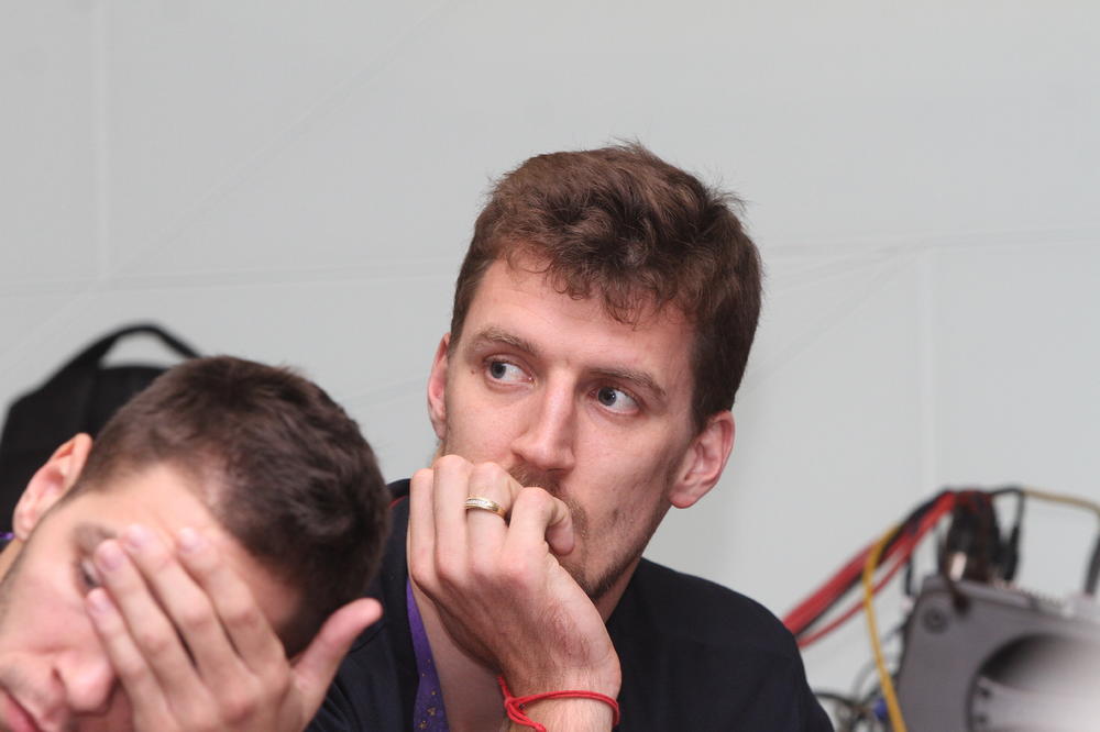 POGLEDAJTE KAKO IZGLEDA KUZMIĆ POSLE NESREĆE: Prva fotografija iz bolnice košarkaša Zvezde!